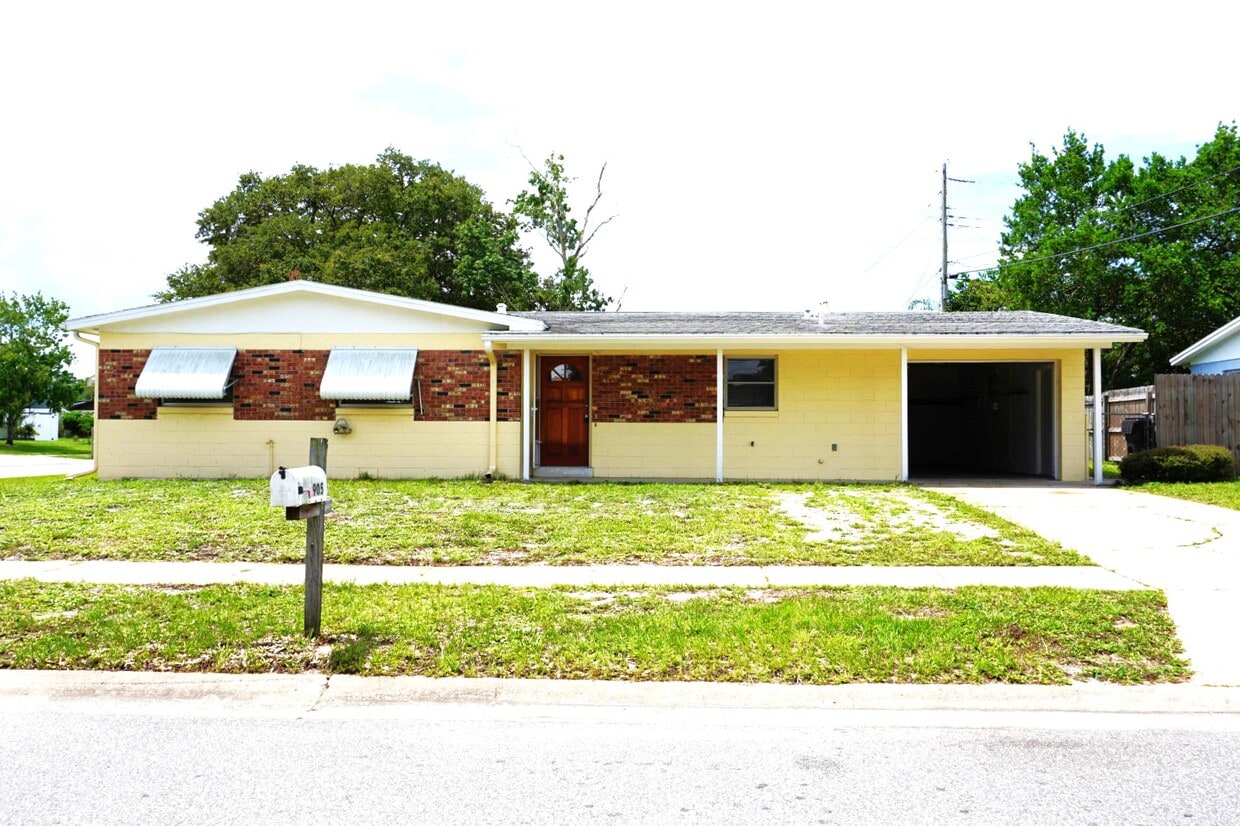 905 Cristobal Dr, Titusville, FL 32780 House Rental in Titusville, FL