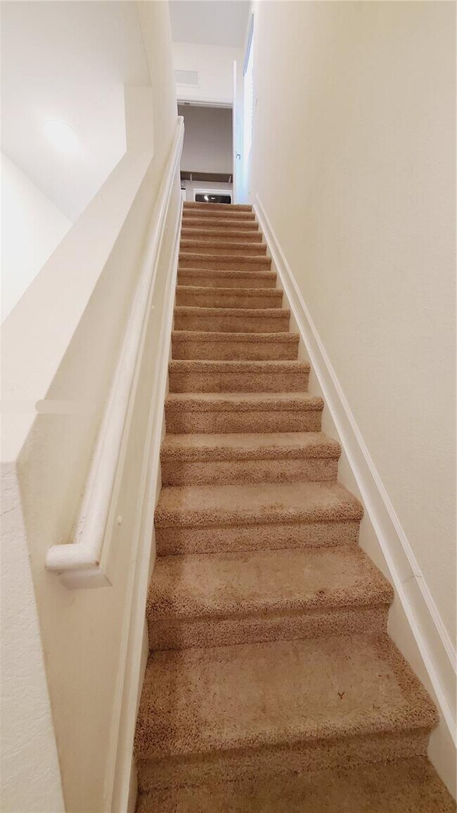 Foto del edificio - 1100 SW 6th Ct
