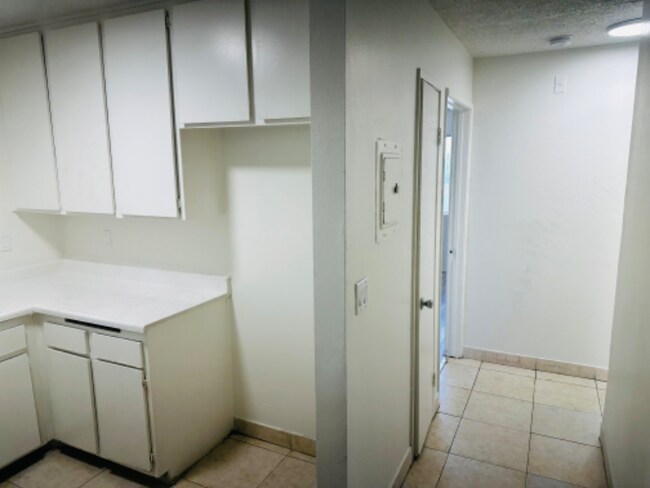 Foto del edificio - 7507 Woodman Ave