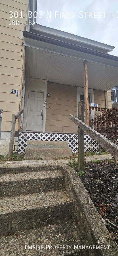 Building Photo - 2 Bedroom/ 1 Bathroom Home in Slatington!!