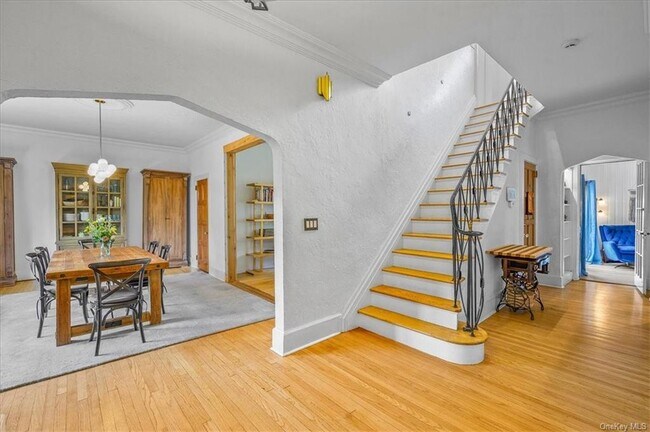 Foto del edificio - 85 N Broadway