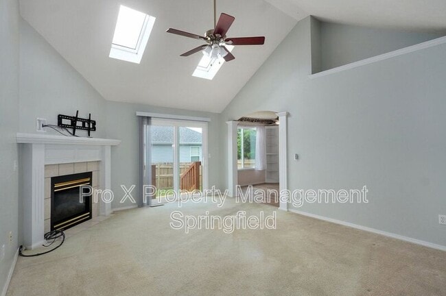 Building Photo - 1150 S Mahogany Rd