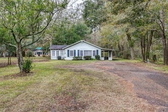 Building Photo - 3128 Club House Rd
