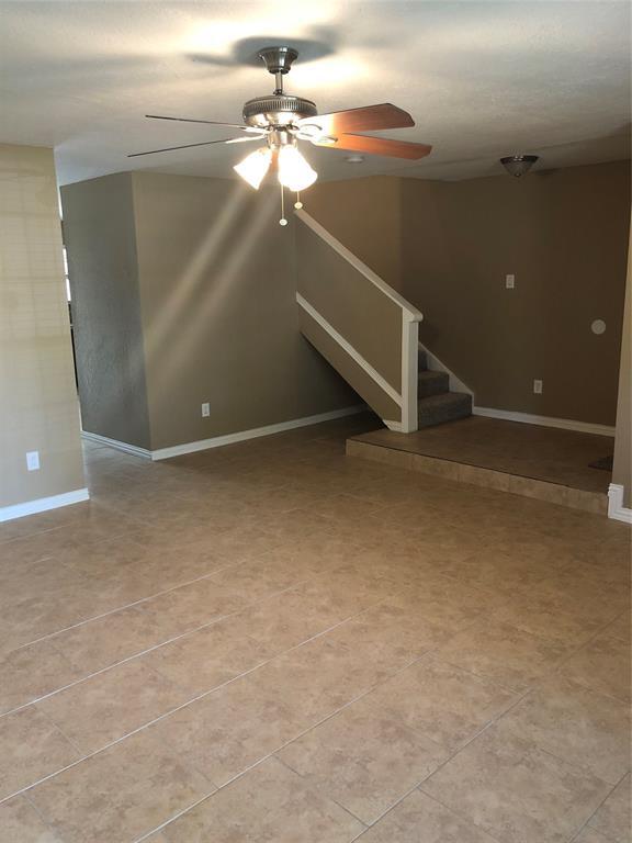 Primary Photo - 5835 W Sunforest Dr