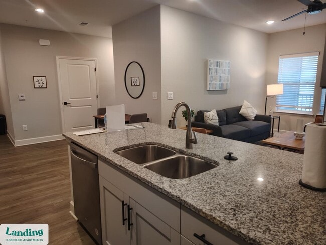 Foto del edificio - 120 NW 148th Terrace