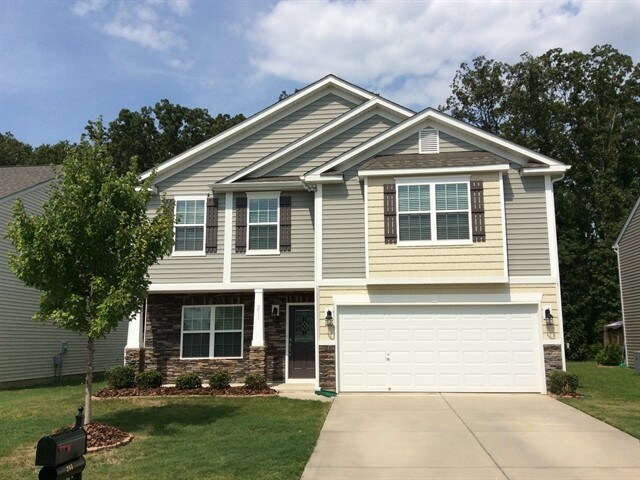 Foto principal - 211 Lindpoint Ln