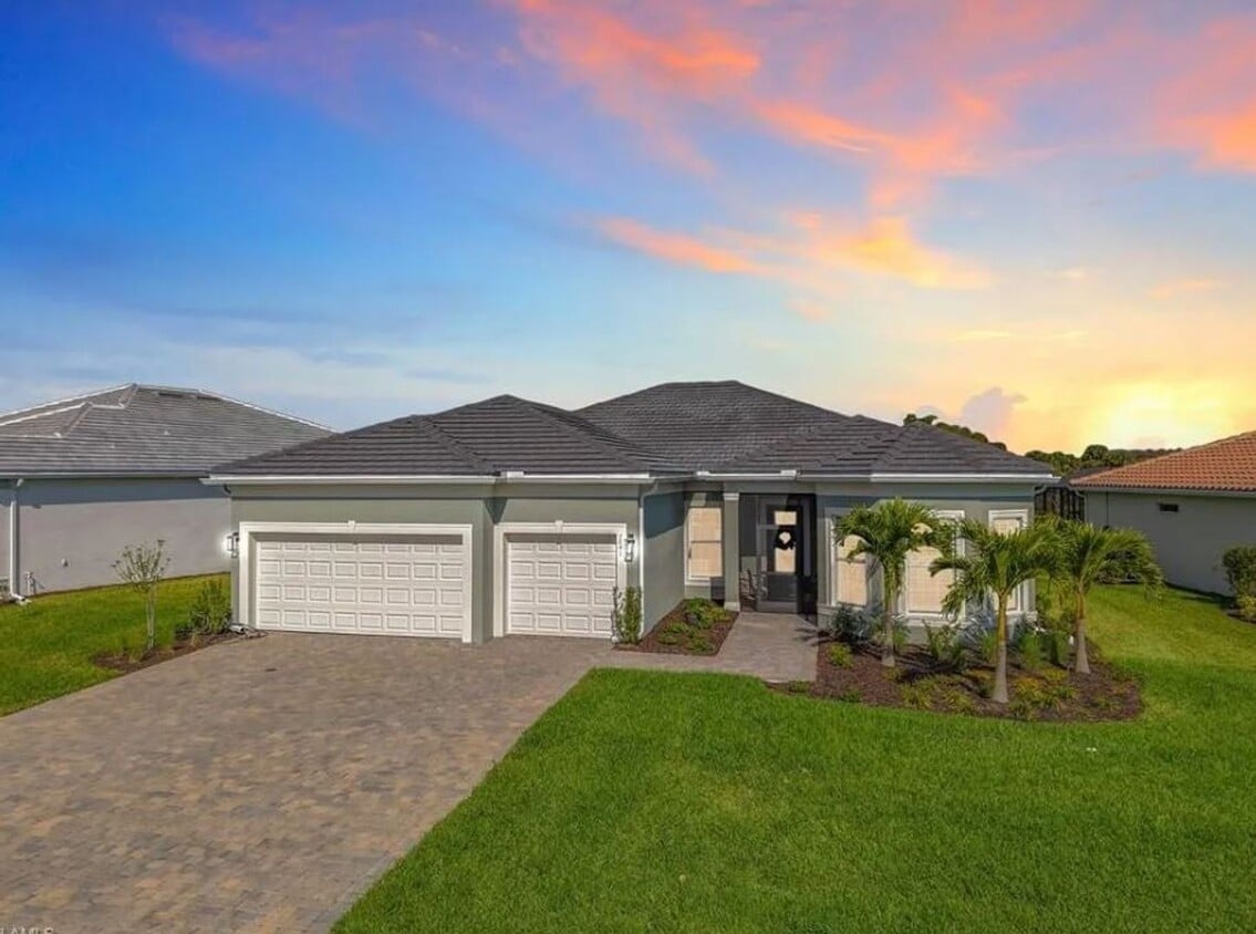 Primary Photo - Luxury Lakeview Oasis with Pool & Spa – Br...