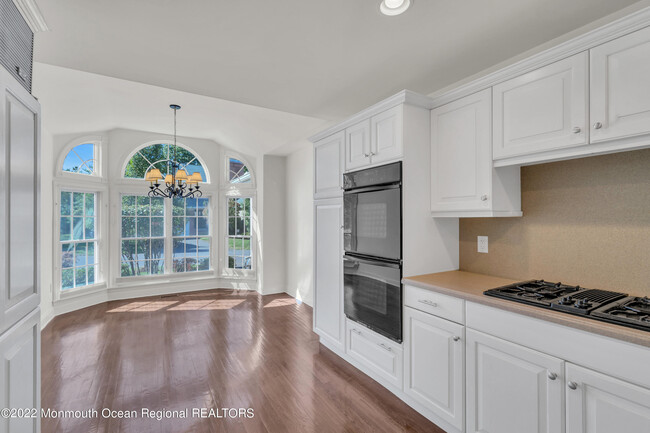 Building Photo - 112 Greenfield Ct