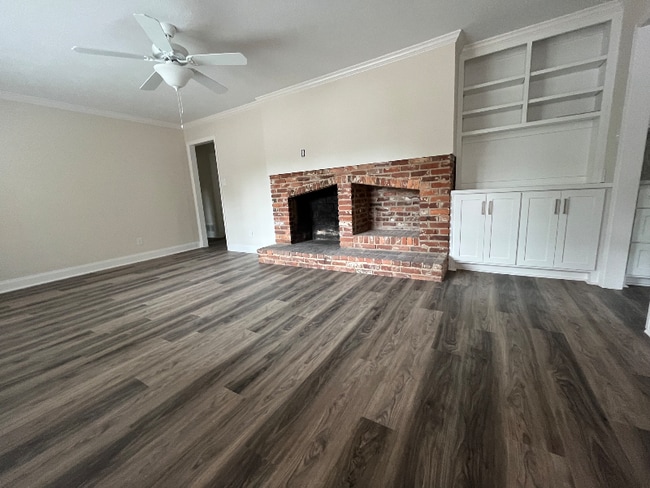 Foto del edificio - 3517 Jamaica Dr