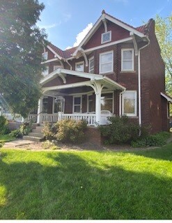 Building Photo - 15518 Clifton Blvd