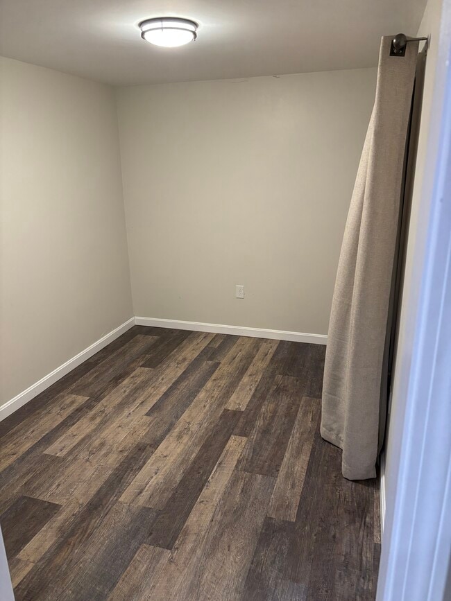 Oficina/Dormitorio - 18 Pope St