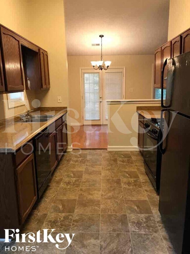 Foto del edificio - 5334 Memorial Ln SW