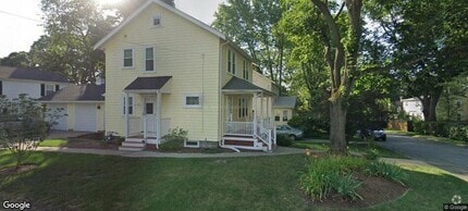 Building Photo - 24 Oak Knls