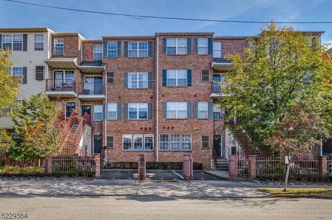 Vista del complejo Townhome - 74 Union St