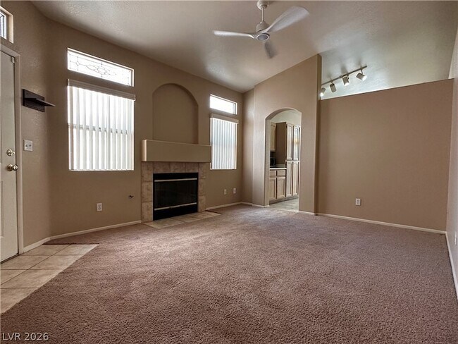 Foto del edificio - 5323 Heatherbrook Cir