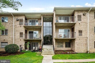 Building Photo - 7984 Audubon Ave