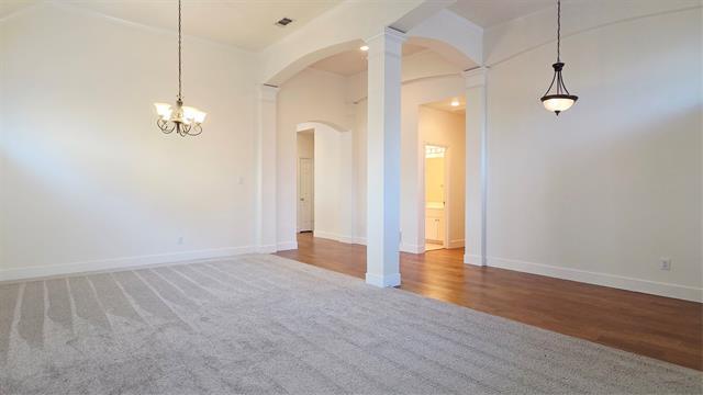 Foto del edificio - 1304 Hillcrest Dr