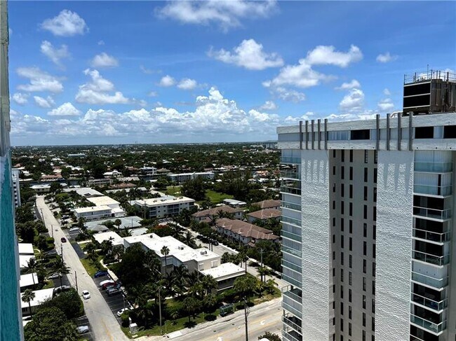 Foto del edificio - 1010 S Ocean Blvd