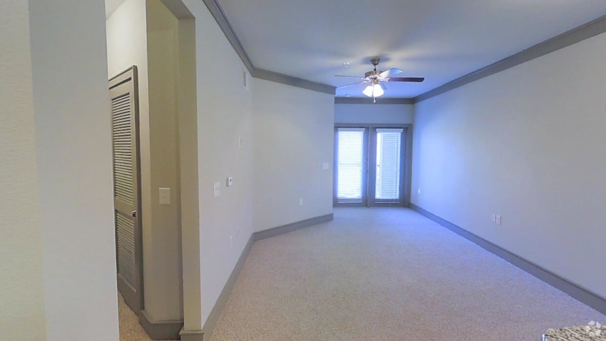 Photo - The Colby at Castle Hills Apartments