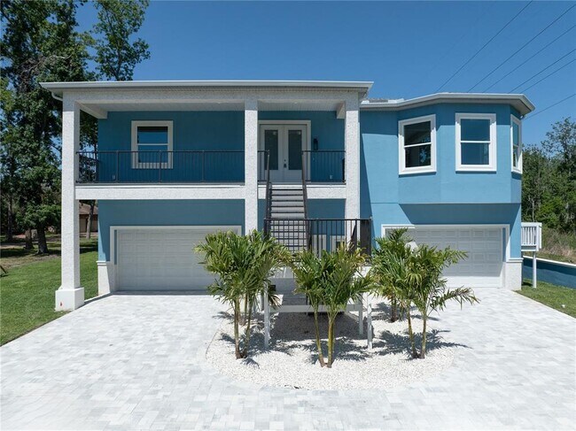 Building Photo - 1033 Hammock Cir