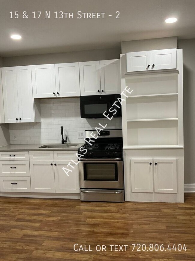 Building Photo - Coming Soon! Renovated 1 Bedroom/1 Bath Do...