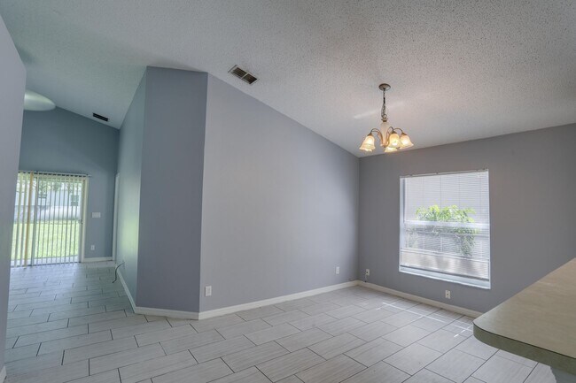 Photo - 1414 39th St House