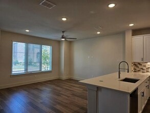 Building Photo - 4742 Smokey Quartz Ln