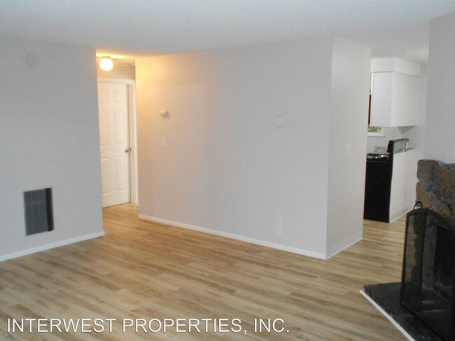 Foto del edificio - 2323 SE 122nd Ave