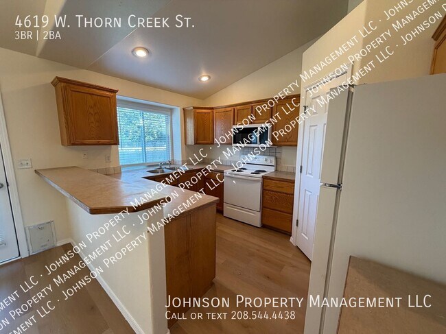 Building Photo - 4619 W Thorn Creek St