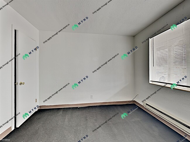 Building Photo - Studio, 1 bath House - 2795 E 4th St Apt 6