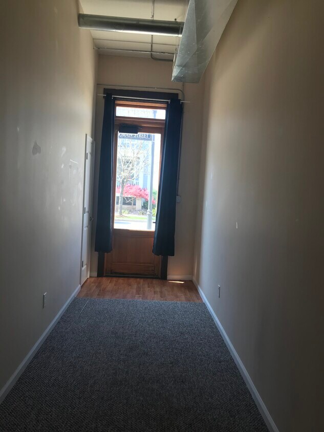 Front entrance - 3331 Domain St