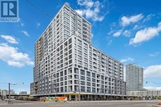 Building Photo - 15 Richardson St