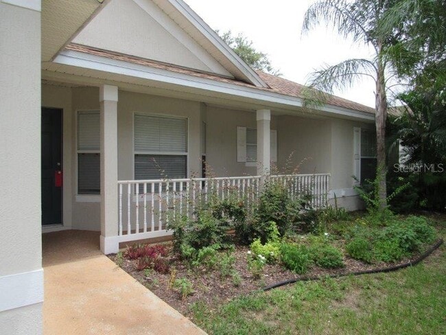 Building Photo - 926 Cork Oak Ln