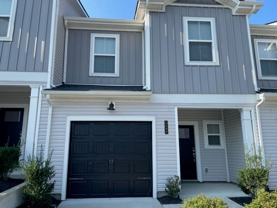 Photo - 4506 Skywood Lane