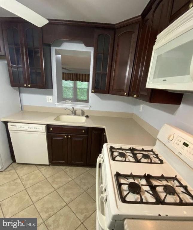 Foto del edificio - 14447 Four Chimney Dr