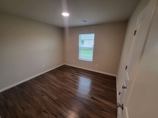Building Photo - 3 Bed 2 Bath, New Construction!