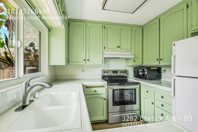 Foto del edificio - 3282 Berger Ave