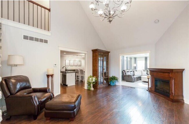 Foto del edificio - 15126 Glenwood