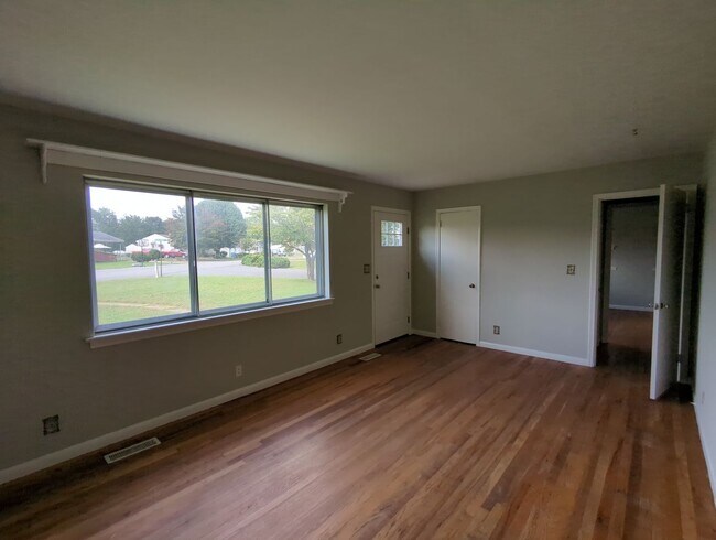 Foto del edificio - Spacious Rossville House