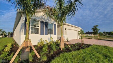 Building Photo - 3930 SW 16th Pl