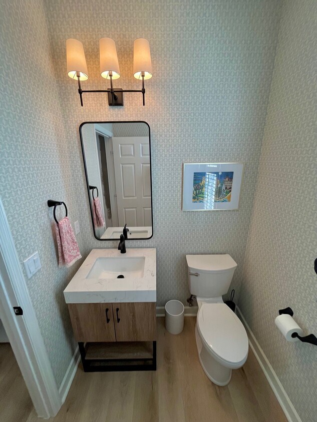 Foto principal - 4257 Summertree Dr