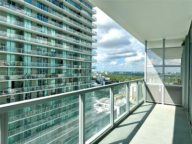 Foto del edificio - 1111 SW 1st Ave