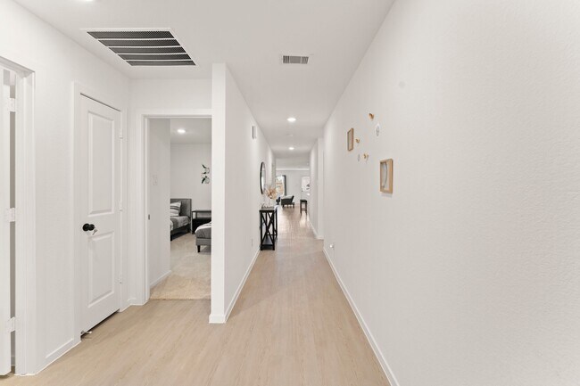 Foto del edificio - 29022 Rustic Windmill Wy