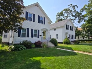 Building Photo - 85 Maple St