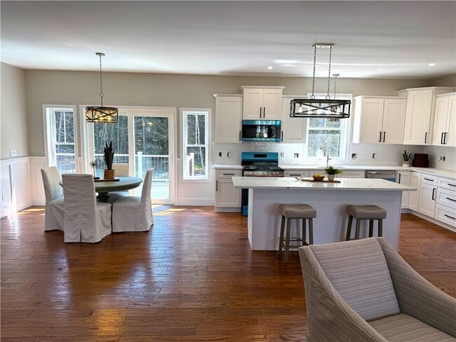 Building Photo - 4 Big River Rd