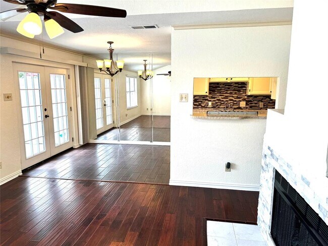 Building Photo - 2240 Tarpley Rd