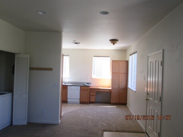 Foto del edificio - 1751 Pinewood Dr
