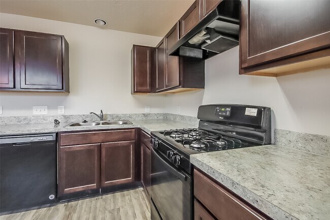 Building Photo - 3002 Saluta Miata Ct