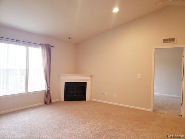 Foto del edificio - 4337 Bridgeview Ln