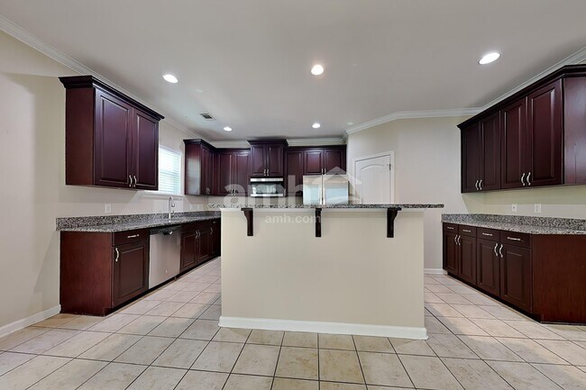 Foto del edificio - 160 Grayson Ave